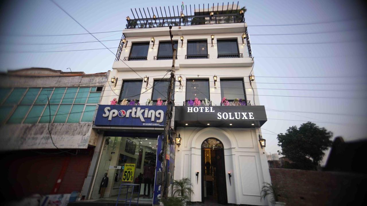 Hotel Soluxe Yamuna Nagar ภายนอก รูปภาพ