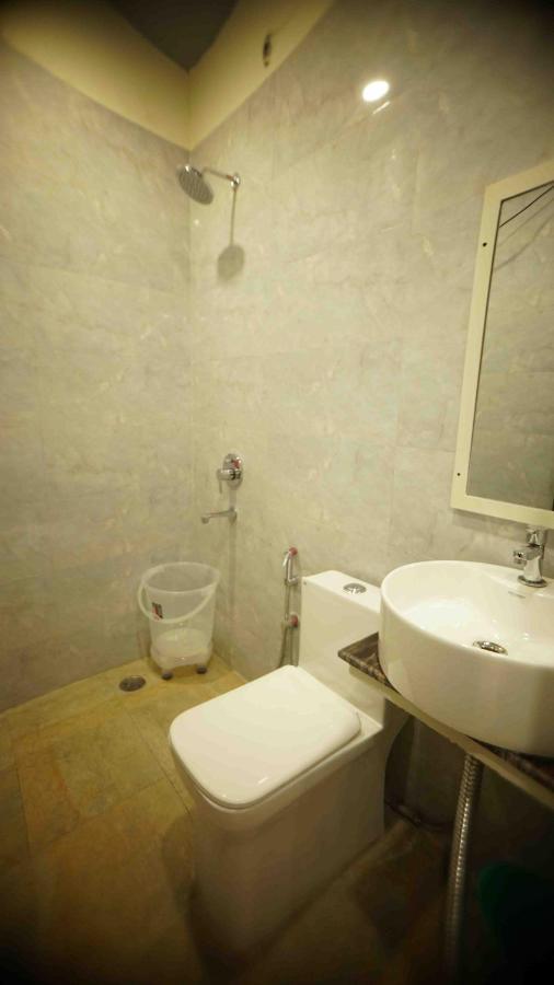 Hotel Soluxe Yamuna Nagar ภายนอก รูปภาพ